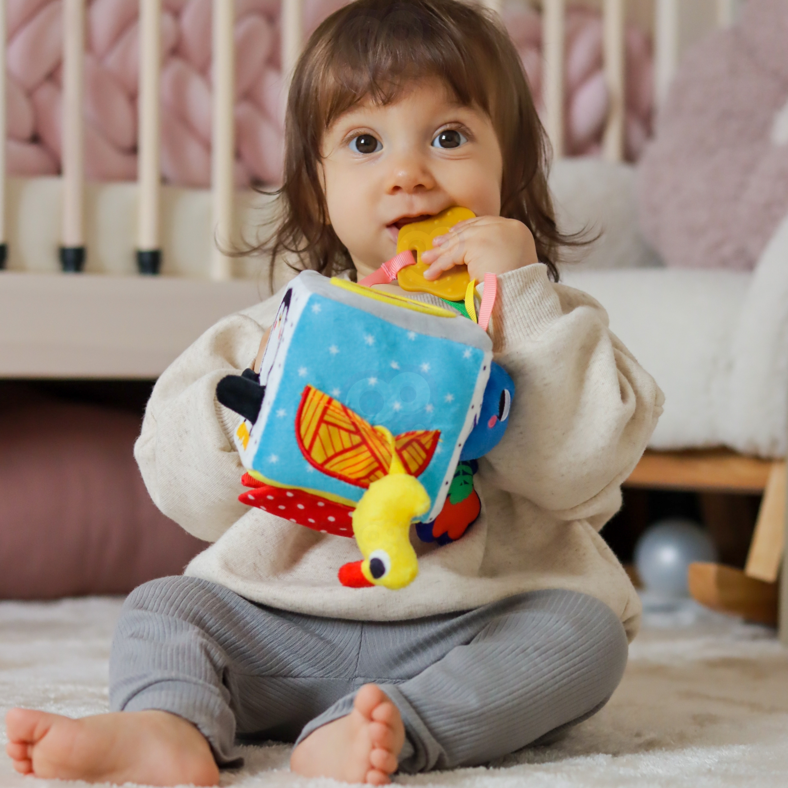 Box pudełko xxl montessori edukacyjne 5w1 sensoryczne 11-12 mies