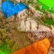 WOOPIE Piasek Kinetyczny 1,5 kg Zestaw XXL Dinozaury Stolik z Foremkami