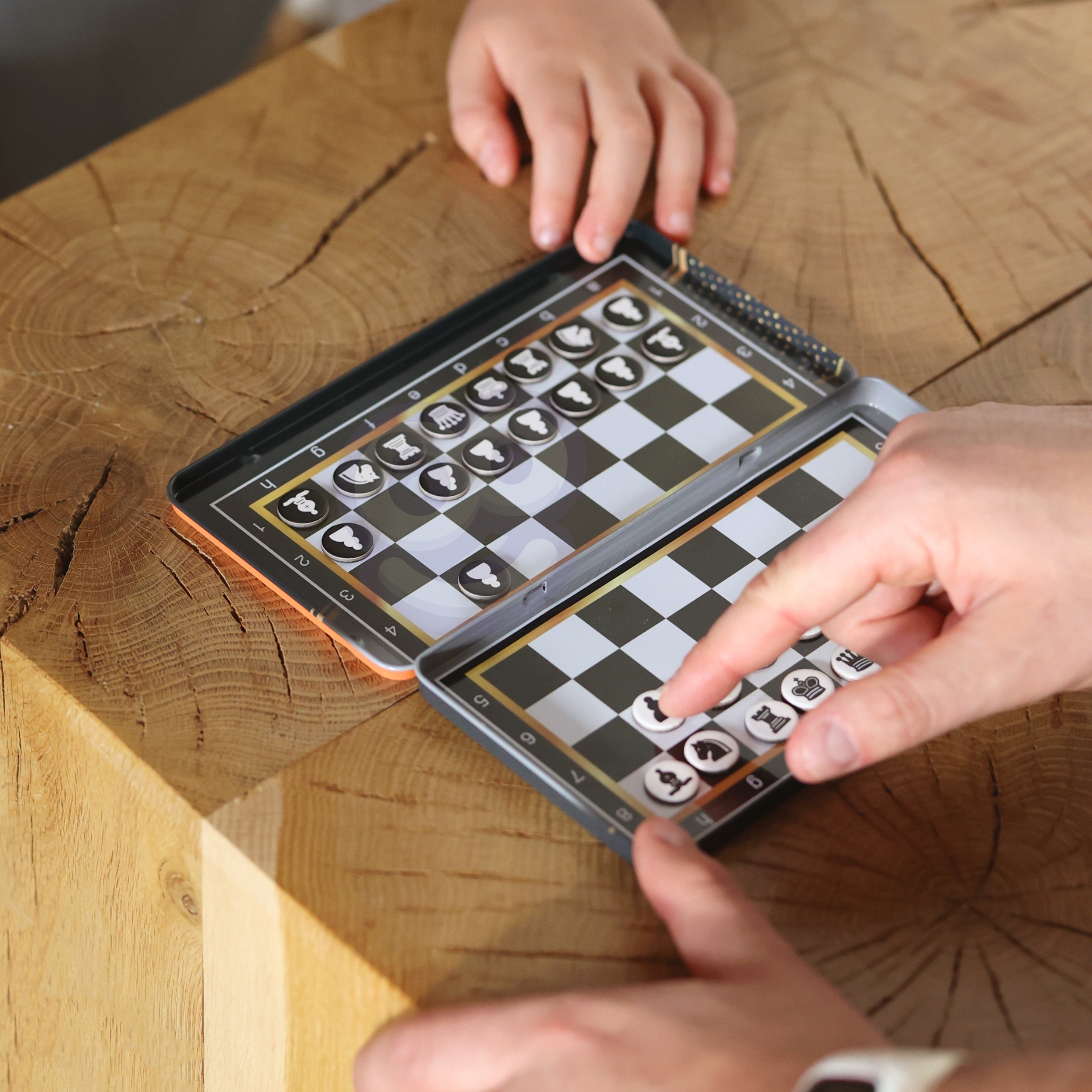 WOOPIE IQ Gra Szachy Warcaby Magnetyczne 2w1 Podróżna Kieszonkowa 10 sztuk