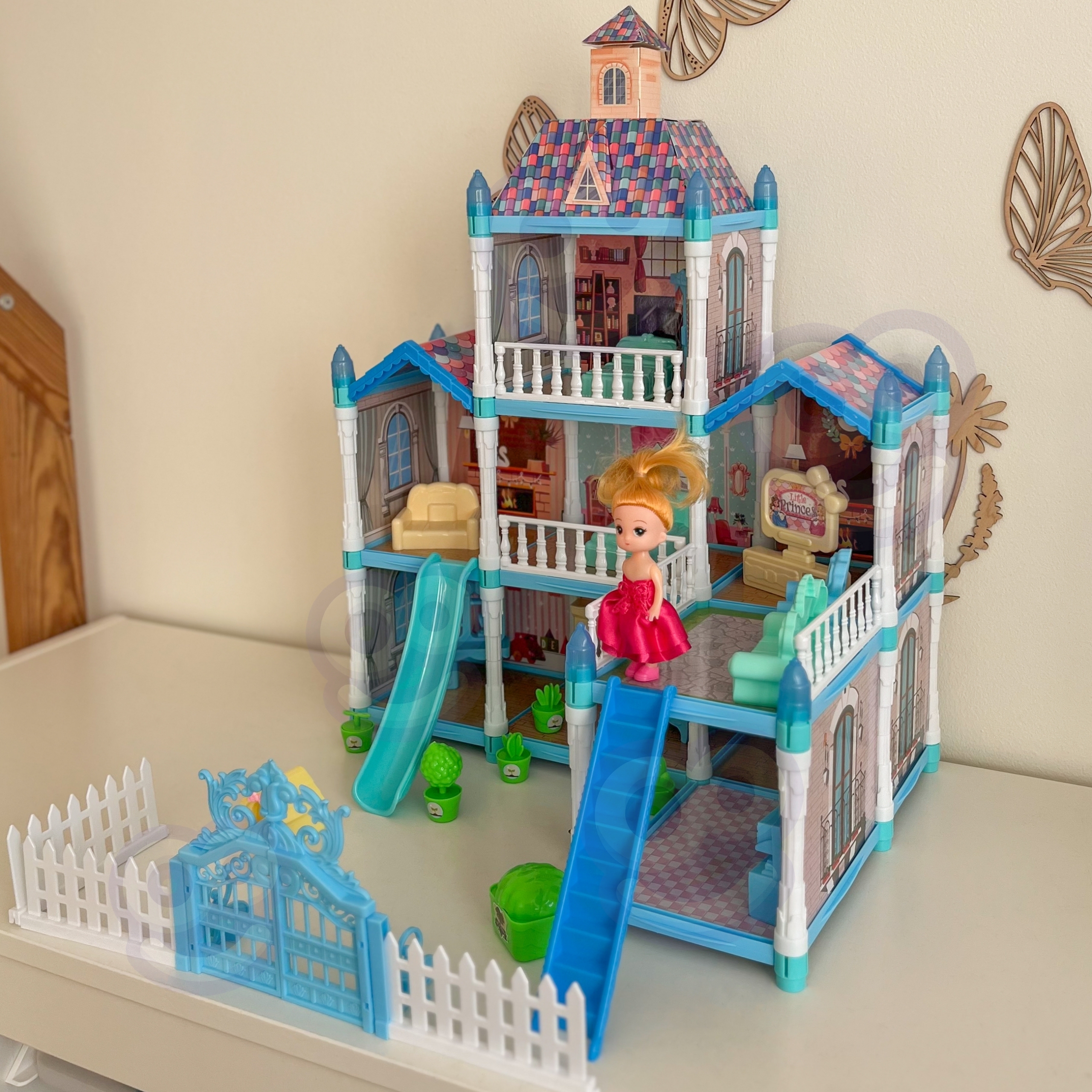 WOOPIE Domek dla Lalek Zimowy Ogród z Akcesoriami i Lalką Podświetlany 191el.