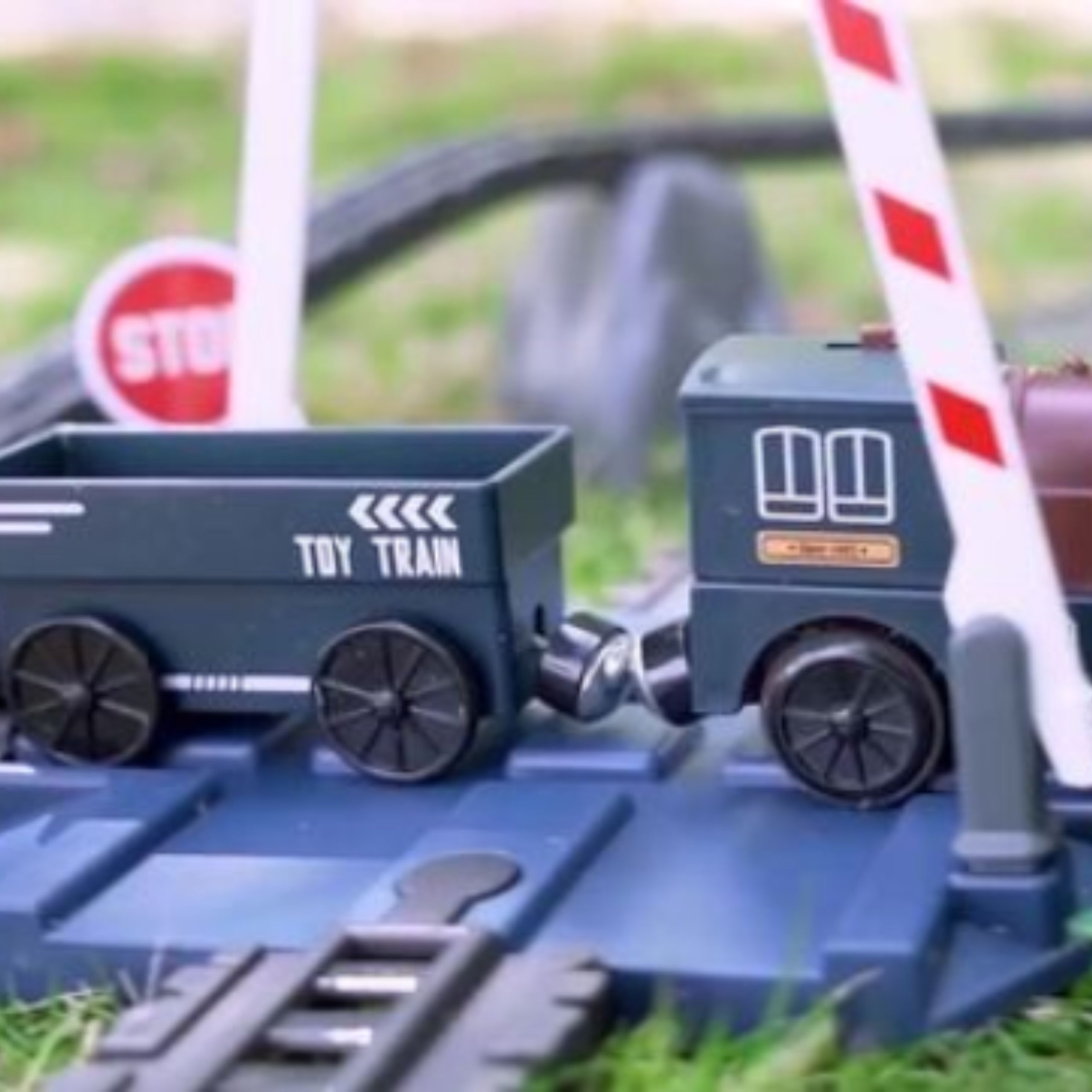 Kolejka elektryczna lokomotywa towarowa tor xxl 90 el. - 4 z 8