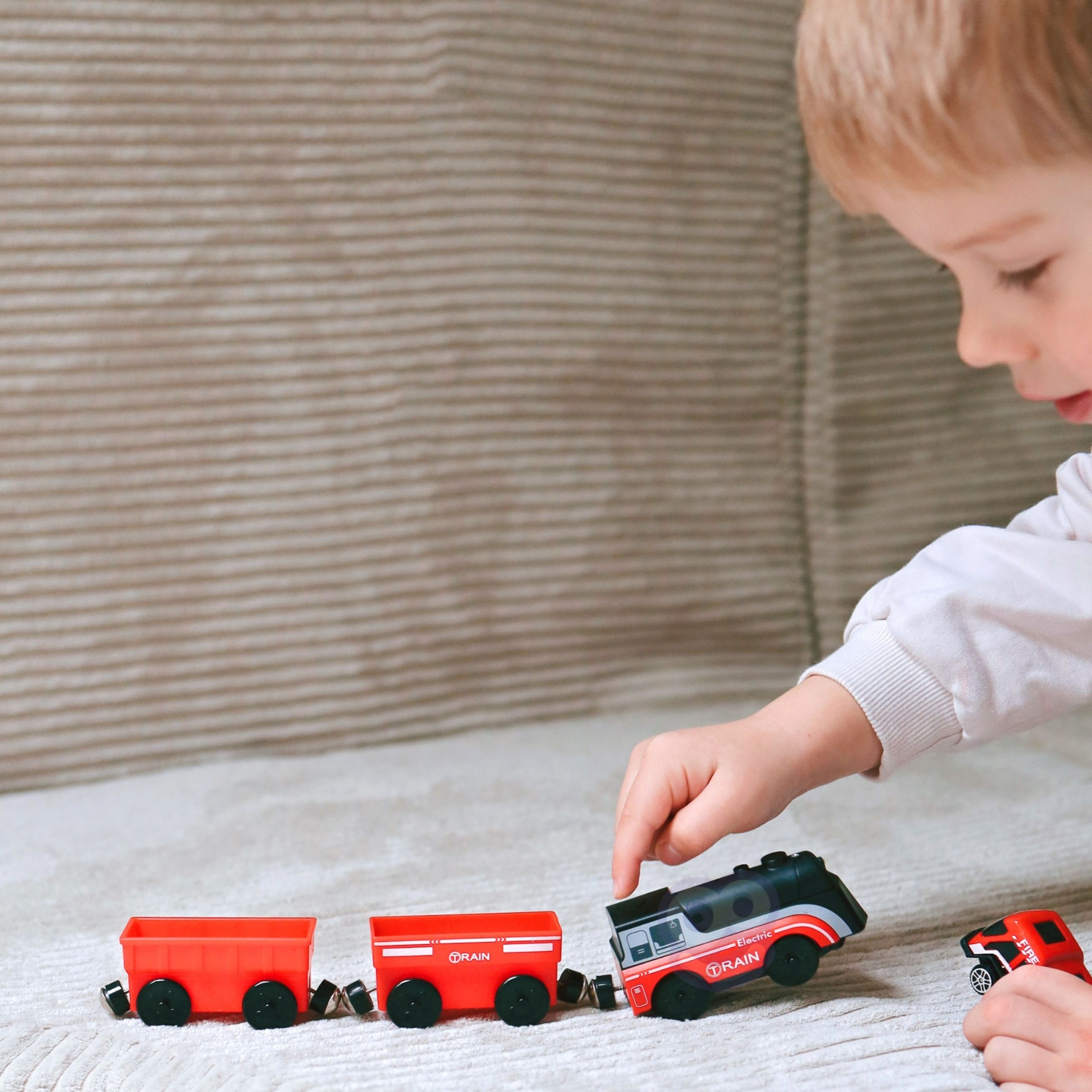 Zestaw elektryczna kolejka lokomotywa tor farma zwierzęta 70 el. - 4 z 6