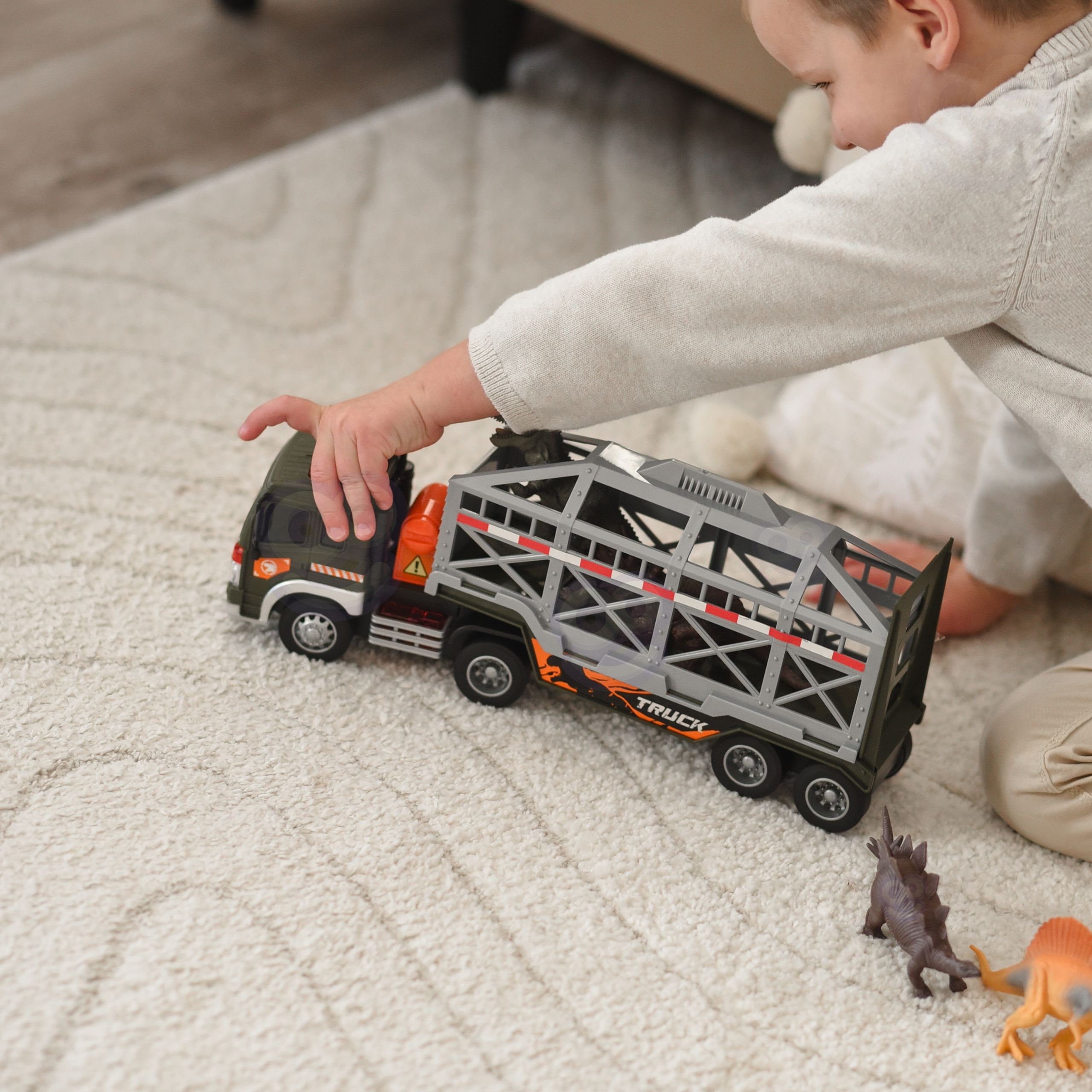 Ciężarówka transporter dinozaurów auto z dźwiękiem i światłem - 6 z 11