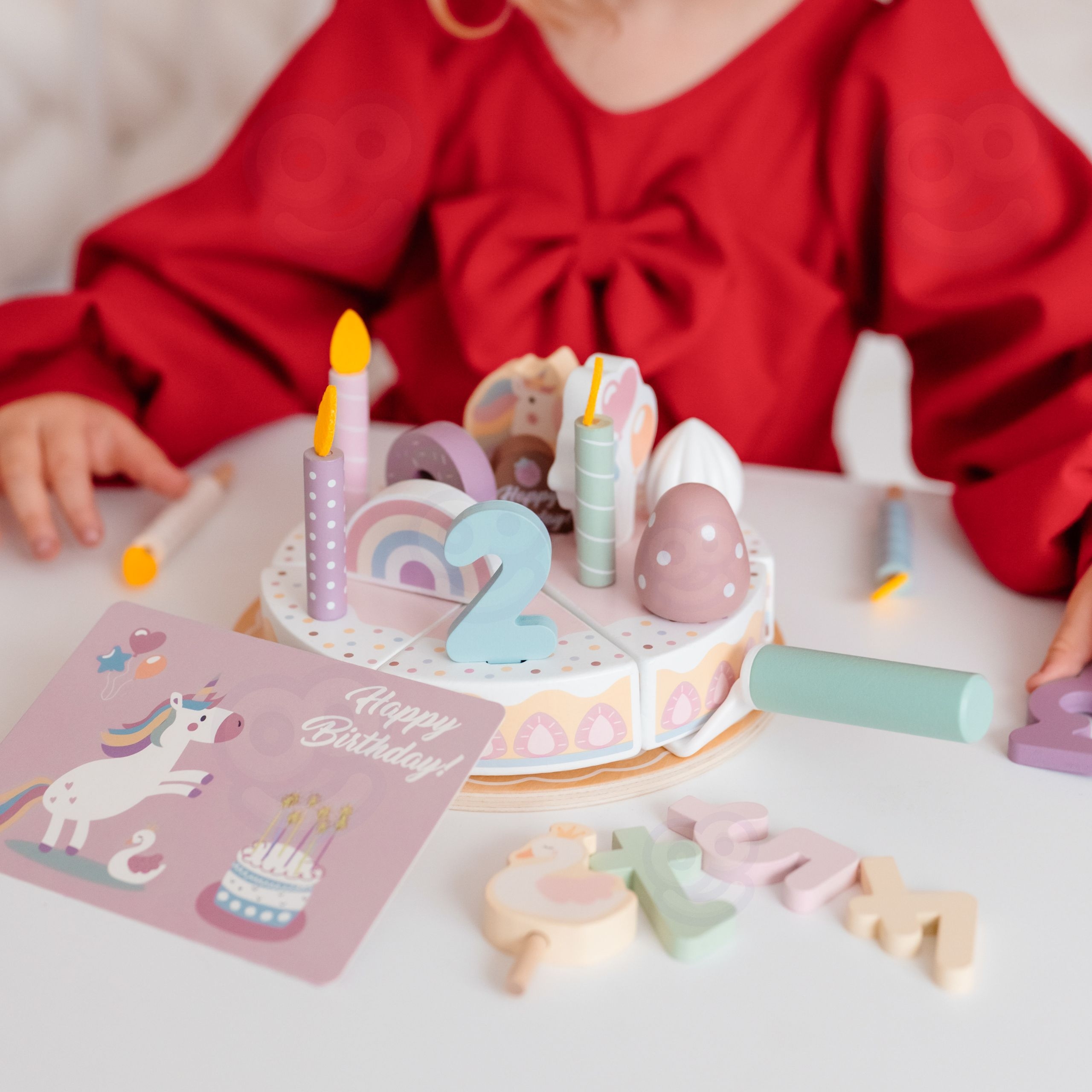 Drewniany tort urodzinowy krajalny na rzepy - 6 z 7