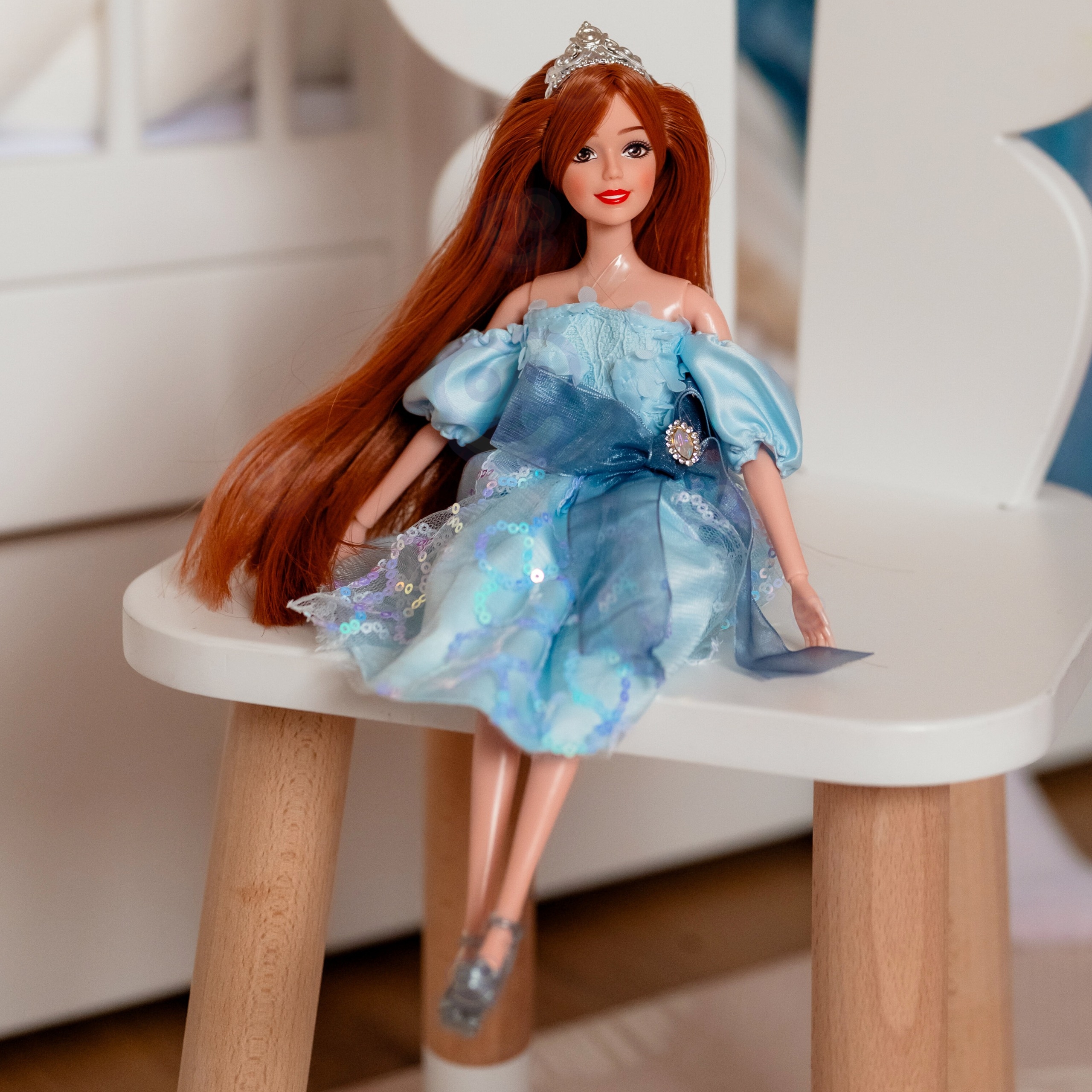 Lalka emi w błękitnej sukience tiulowej - 8 z 15