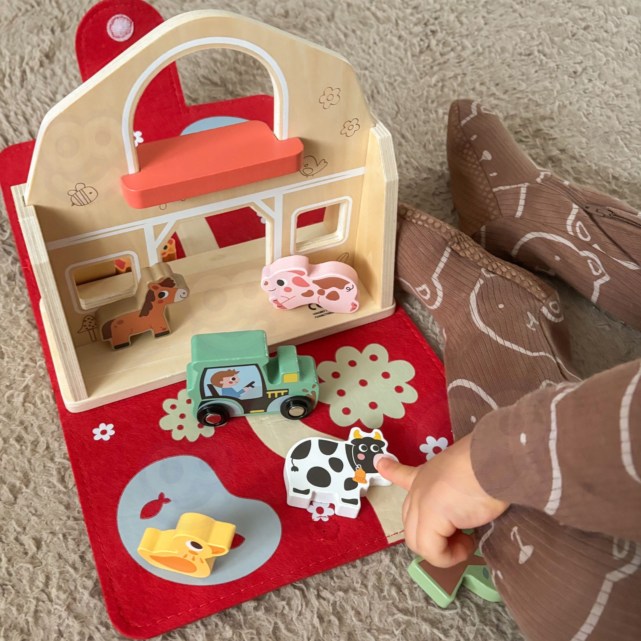 Drewniana składana farma w walizce ze zwierzątkami - 16 z 19