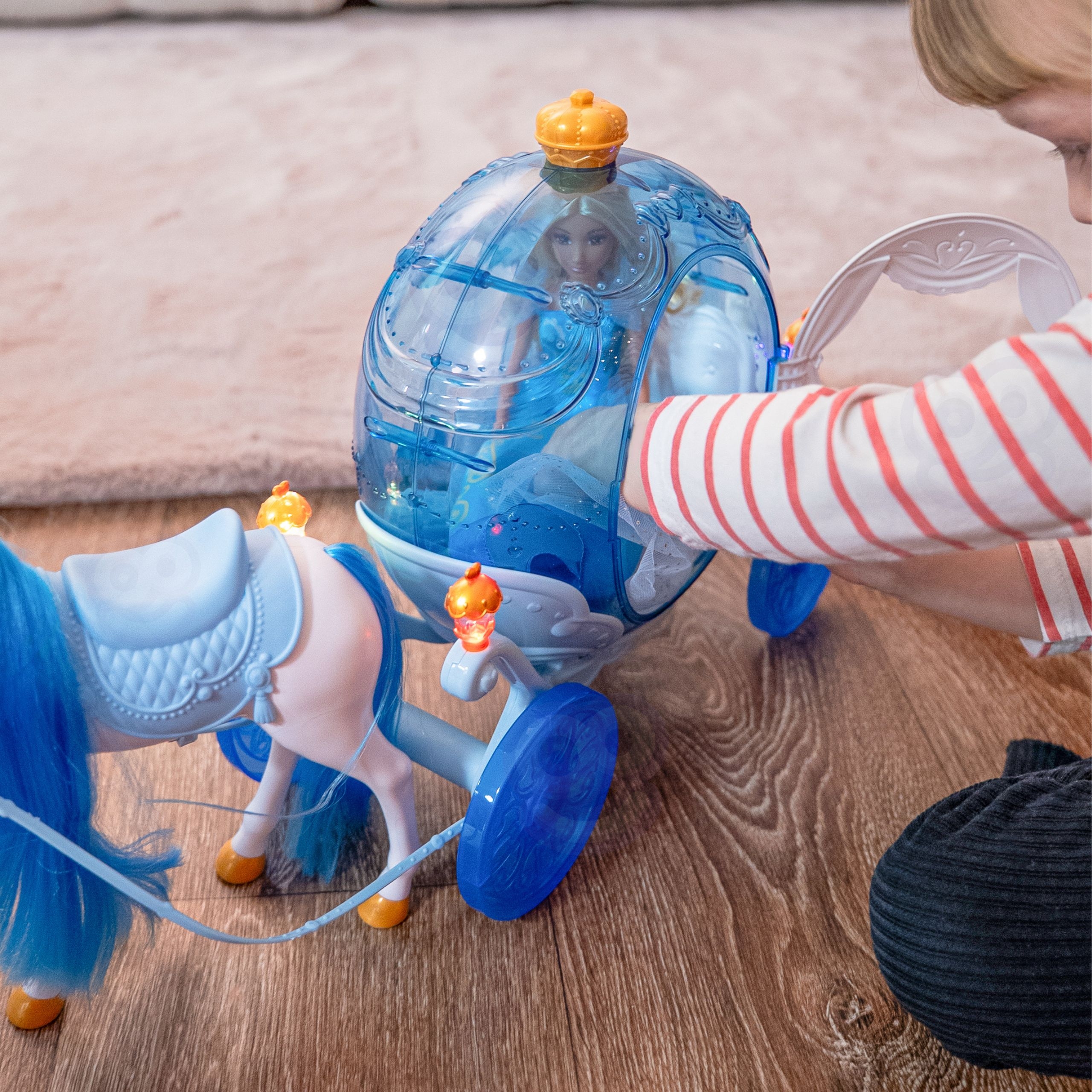 Lalka lodowa księżniczka lily i magiczny duży powóz karoca akcesoria - 17 z 18