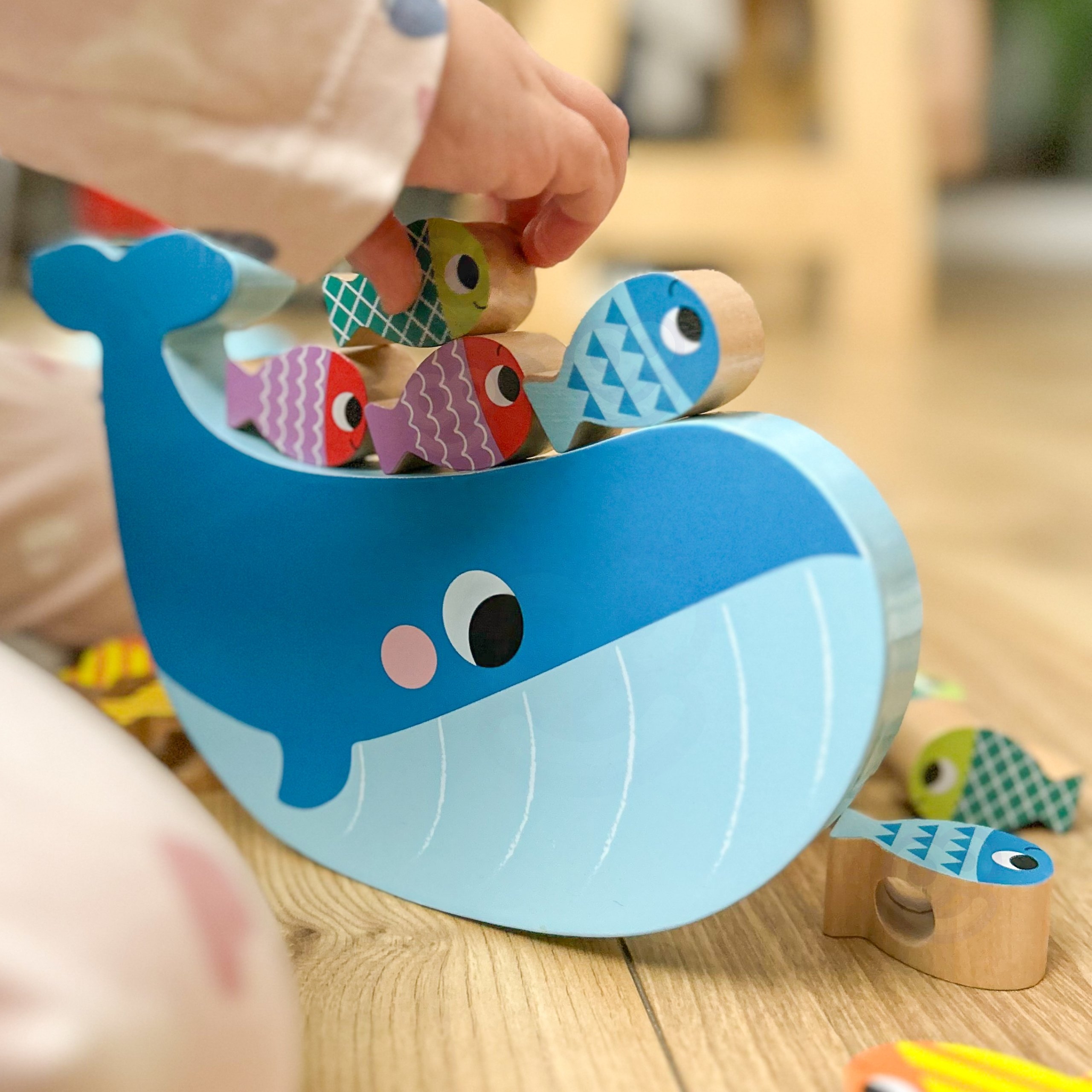 Drewniana gra wieloryb i rybki wielofunkcyjna 4 w 1 - 13 z 17