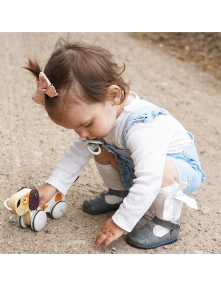 Viga PolarB Drewniany Piesek do Ciągnięcia