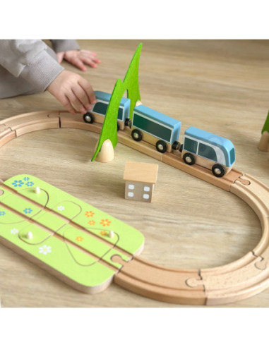 CLASSIC WORLD Zestaw Kolejka Tor Drewniany Pociąg + Sorter Kształtów 40 el.