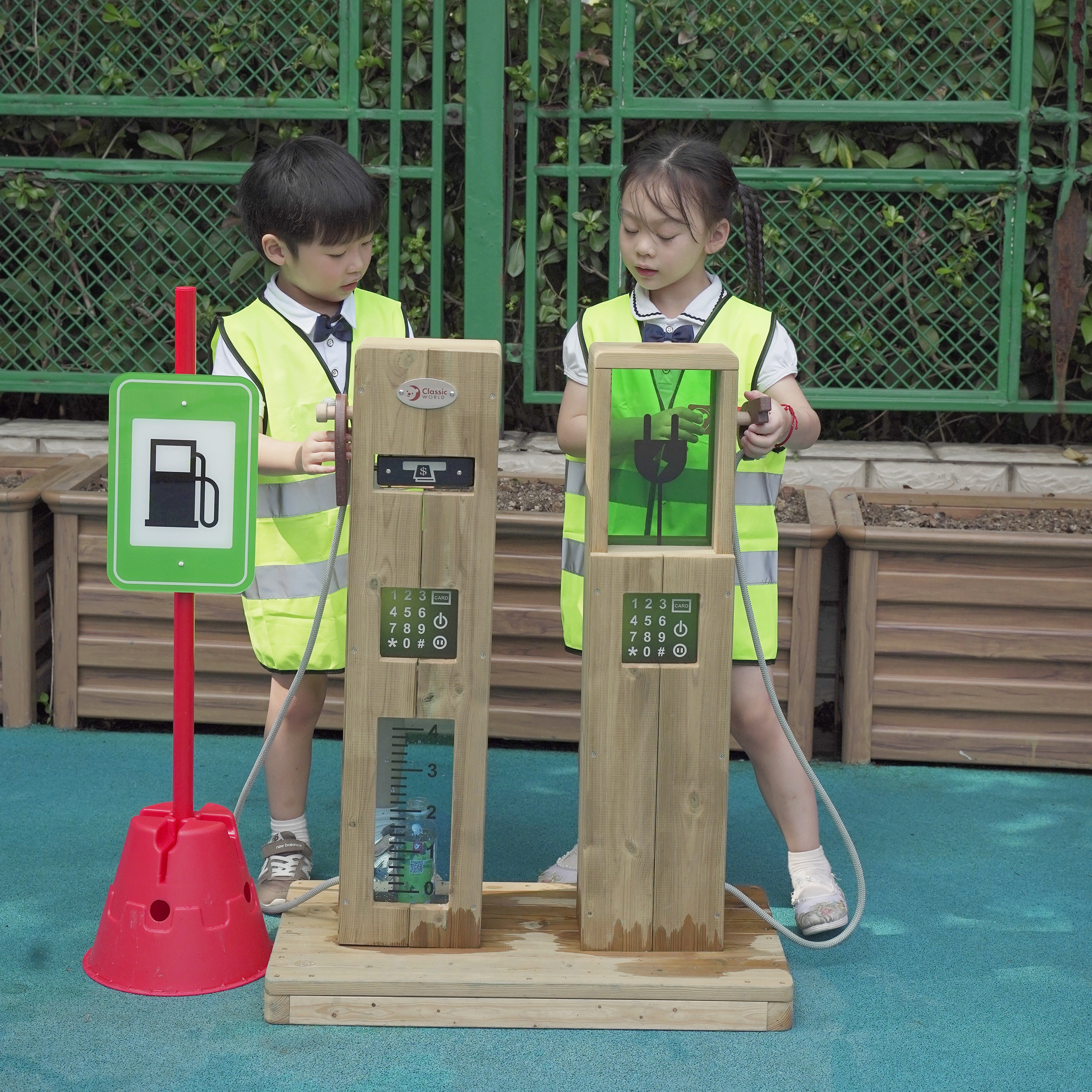 Dystybutor paliwa stacja ładowania do samochodów - 11 z 14