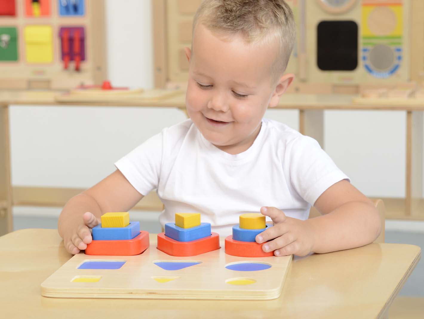 Sorter kształtów klocki geometryczne montessori