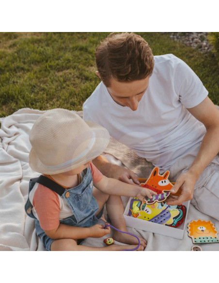 WOOPIE GREEN Edukacyjna Drewniana Sznurowanka Zwierzątka do Nawlekania