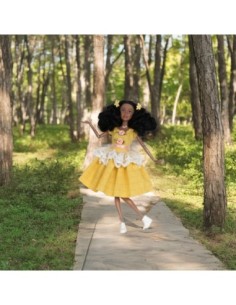 WOOPIE ROYAL Lalka Emi 32 cm Modny Strój i Piękne Czarne Włosy 2