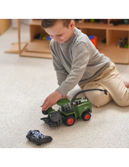 Remote Controlled Combine Harvester 1:24 Woopie - Lights, Sounds, Smoke