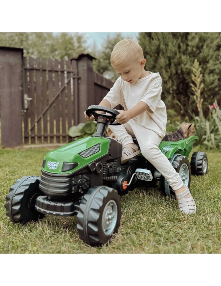 Grüner Traktor mit Anhänger für Kinder – Garten-Spielzeug von Woopie