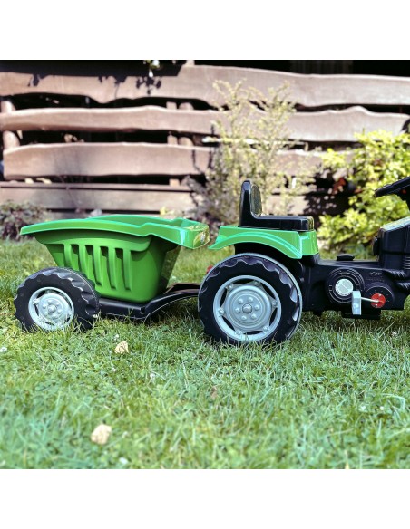 Grüner Traktor mit Anhänger für Kinder – Garten-Spielzeug von Woopie