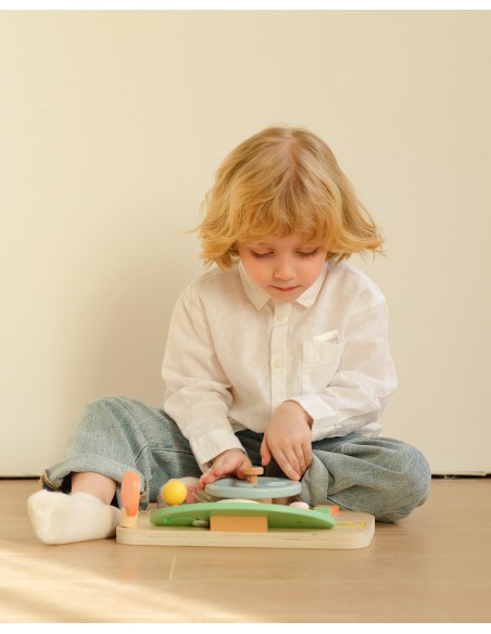 CLASSIC WORLD Wooden Manipulation Board - Motorized Steering Wheel