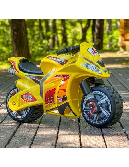INJUSA Ride-on Pusher Racer Winner 750 sx for 3-year-olds