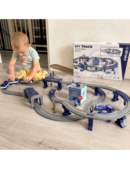 Electric Train with Police and Helicopter - 92 pieces WOOPIE