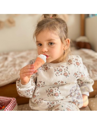 103 Piece Picnic Basket Set - Woopie Play and Learn