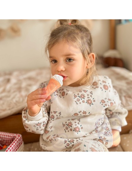 103 Piece Picnic Basket Set - Woopie Play and Learn