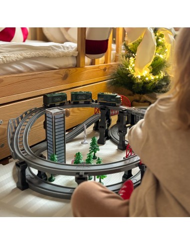 Train with locomotive and tracks - set with bridges and light Woopie