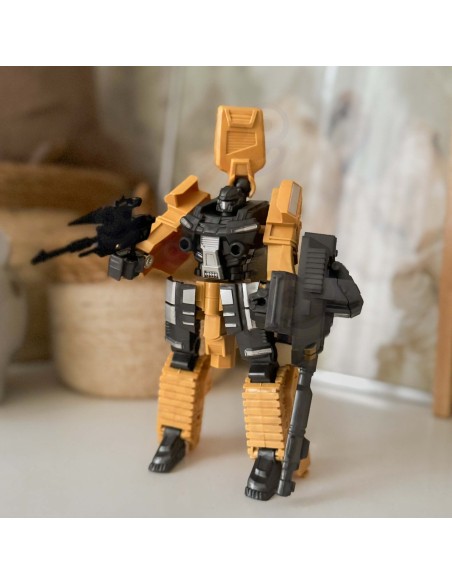 WOOPIE 3-in-1 Transforming Robot Tank and Launcher Set Brown