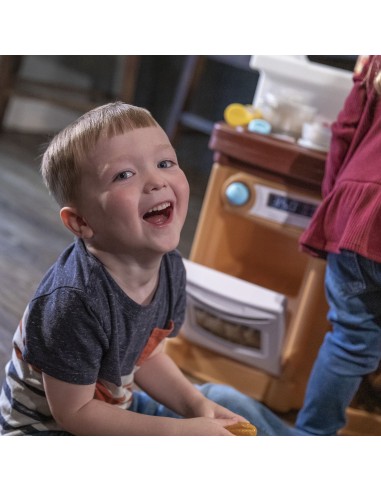 Step2 Kids Kitchen - Fun with Friends and Creativity