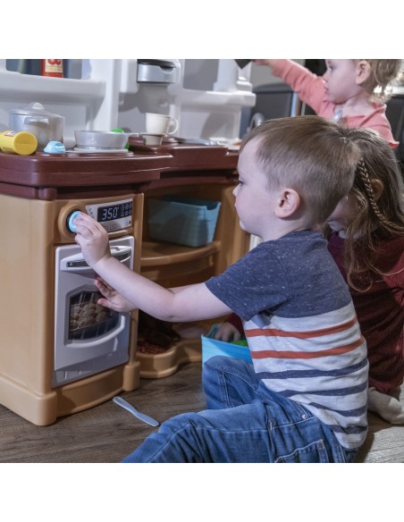 Step2 Kids Kitchen - Fun with Friends and Creativity
