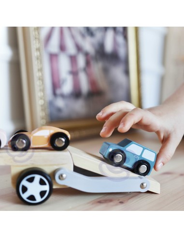 Medinė platforma su automobiliais Viga – medinių automobilių rinkinys