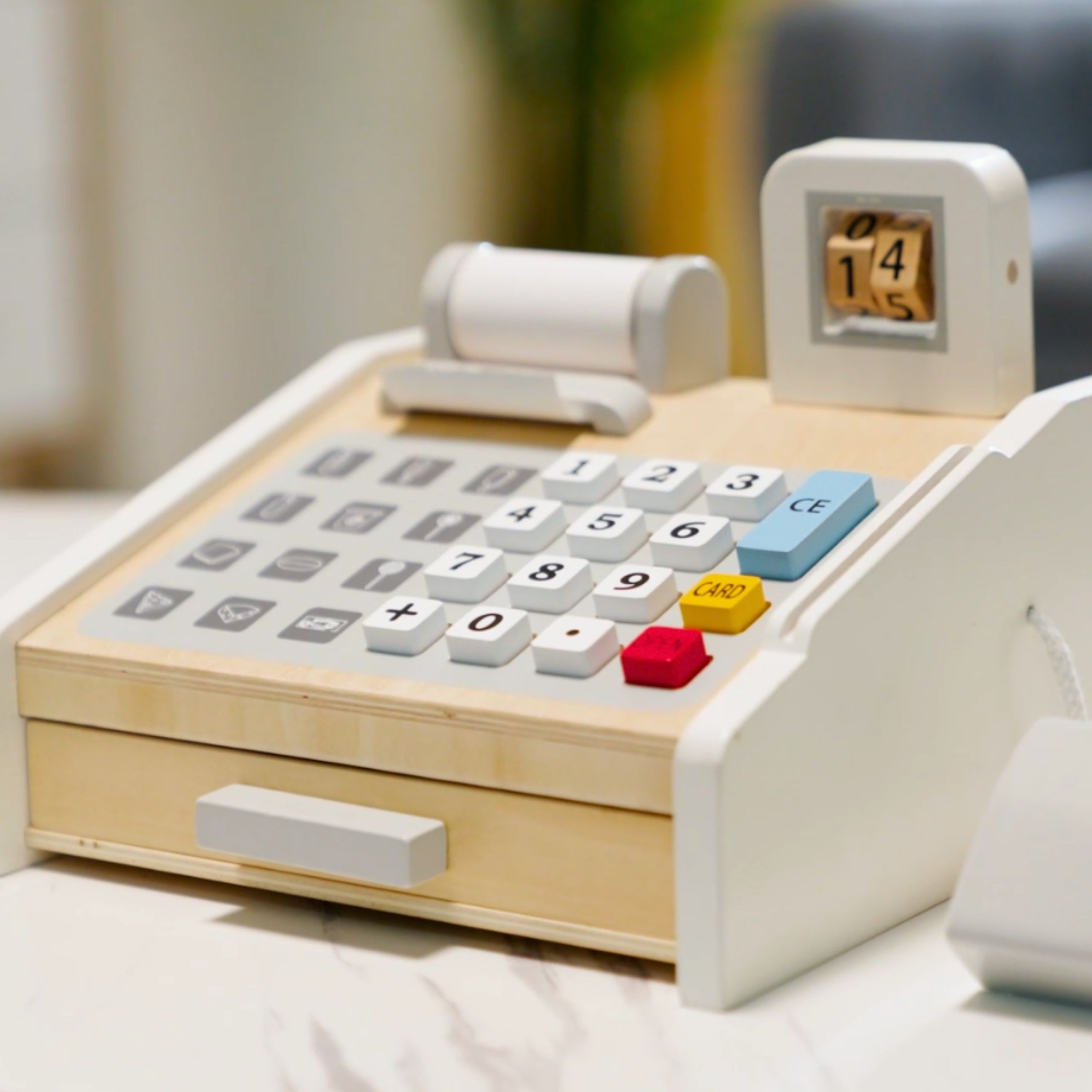 Drewniana kasa sklepowa szaro biała - 25 z 26