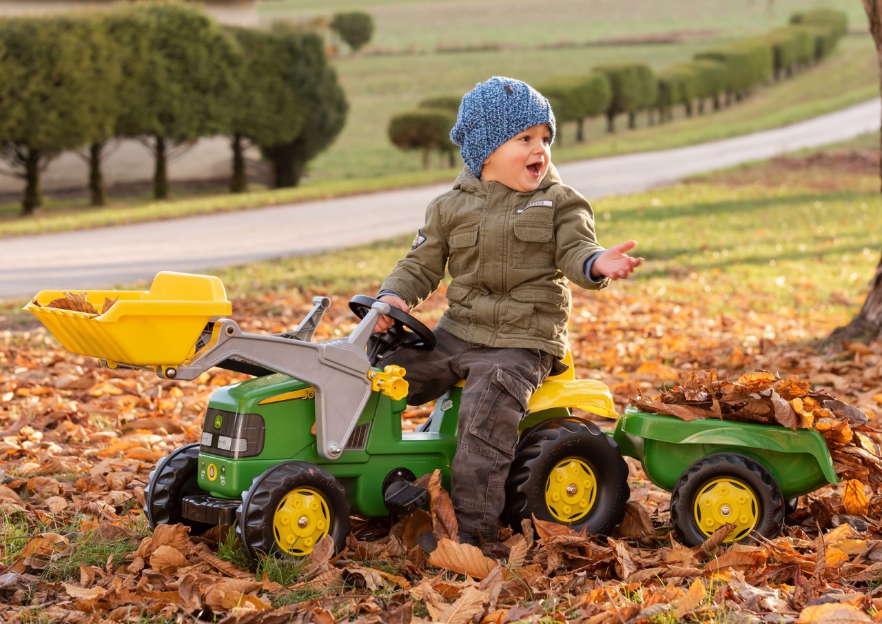 Rollykid john deere traktor na pedały z łyżką i przyczepą - zielony