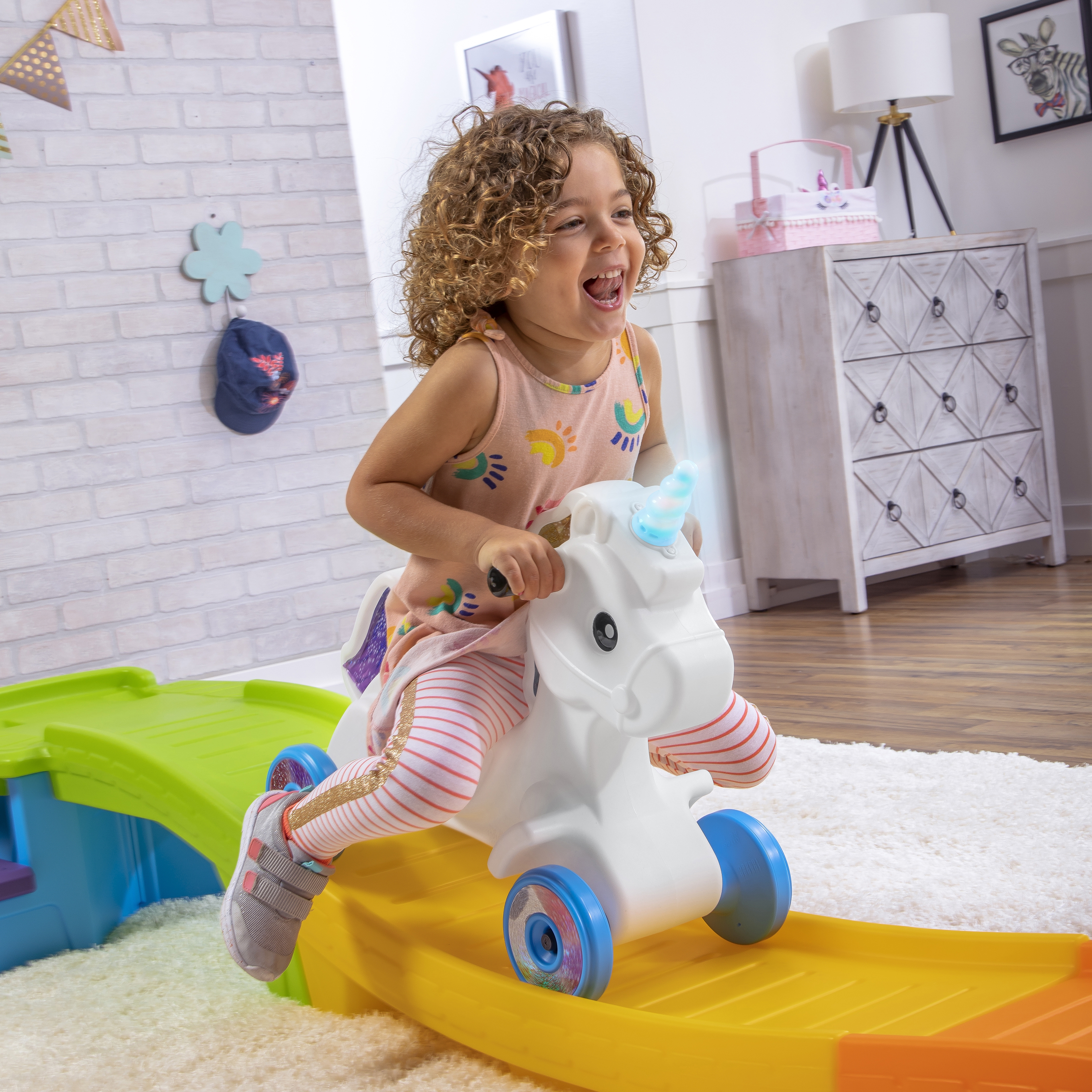 Kolejka górska tor jeździk jednorożec unicorn