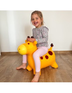 Guminis šokliukas geltonai žirafai + pompa – Idealiai tinka vaikams 2
