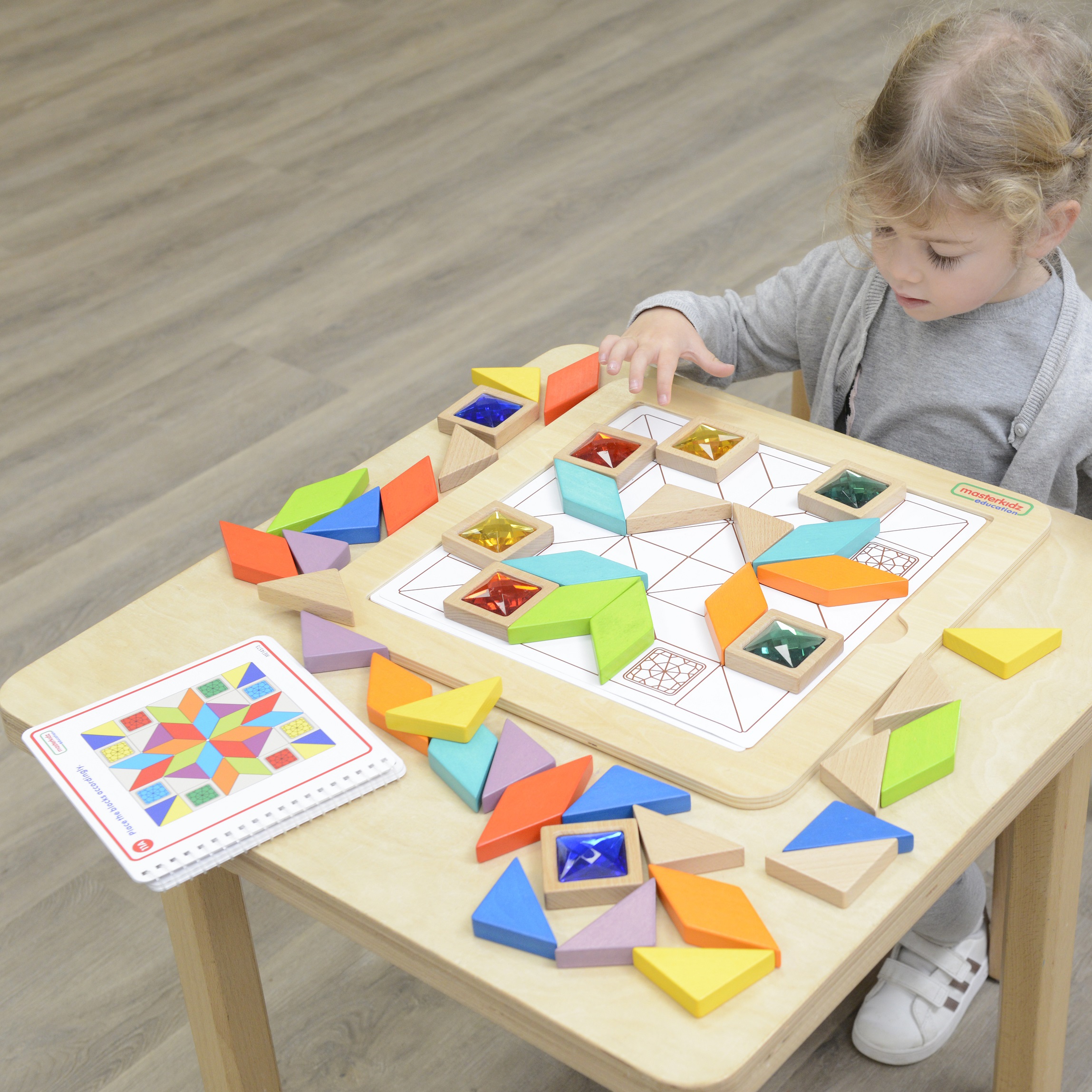 Układanka mozaika nauka kolorów i kształtów tangram montessori