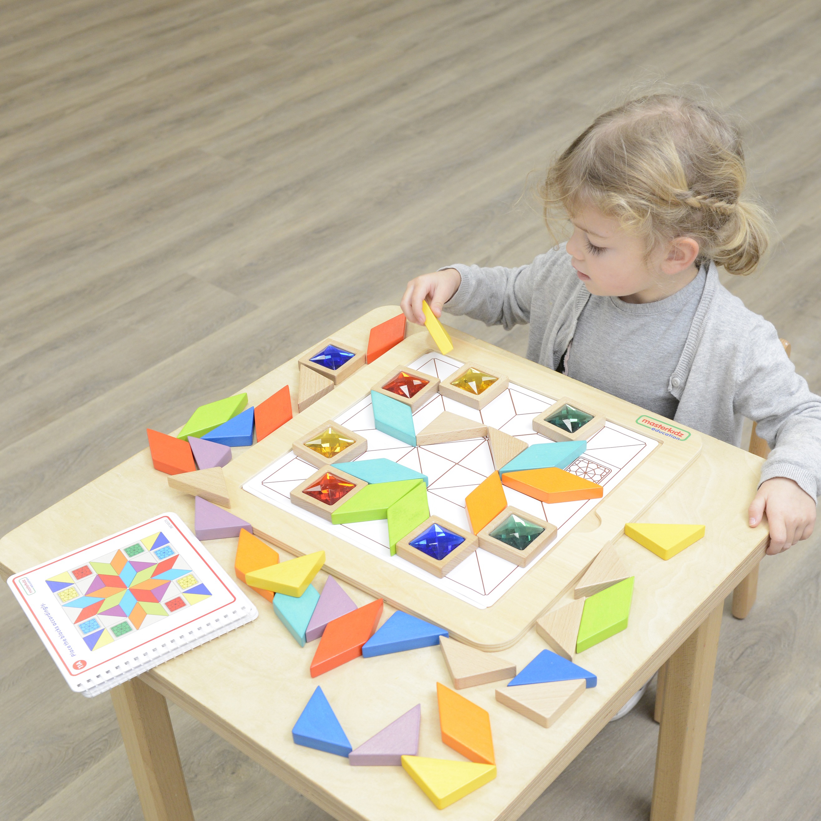 Układanka mozaika nauka kolorów i kształtów tangram montessori
