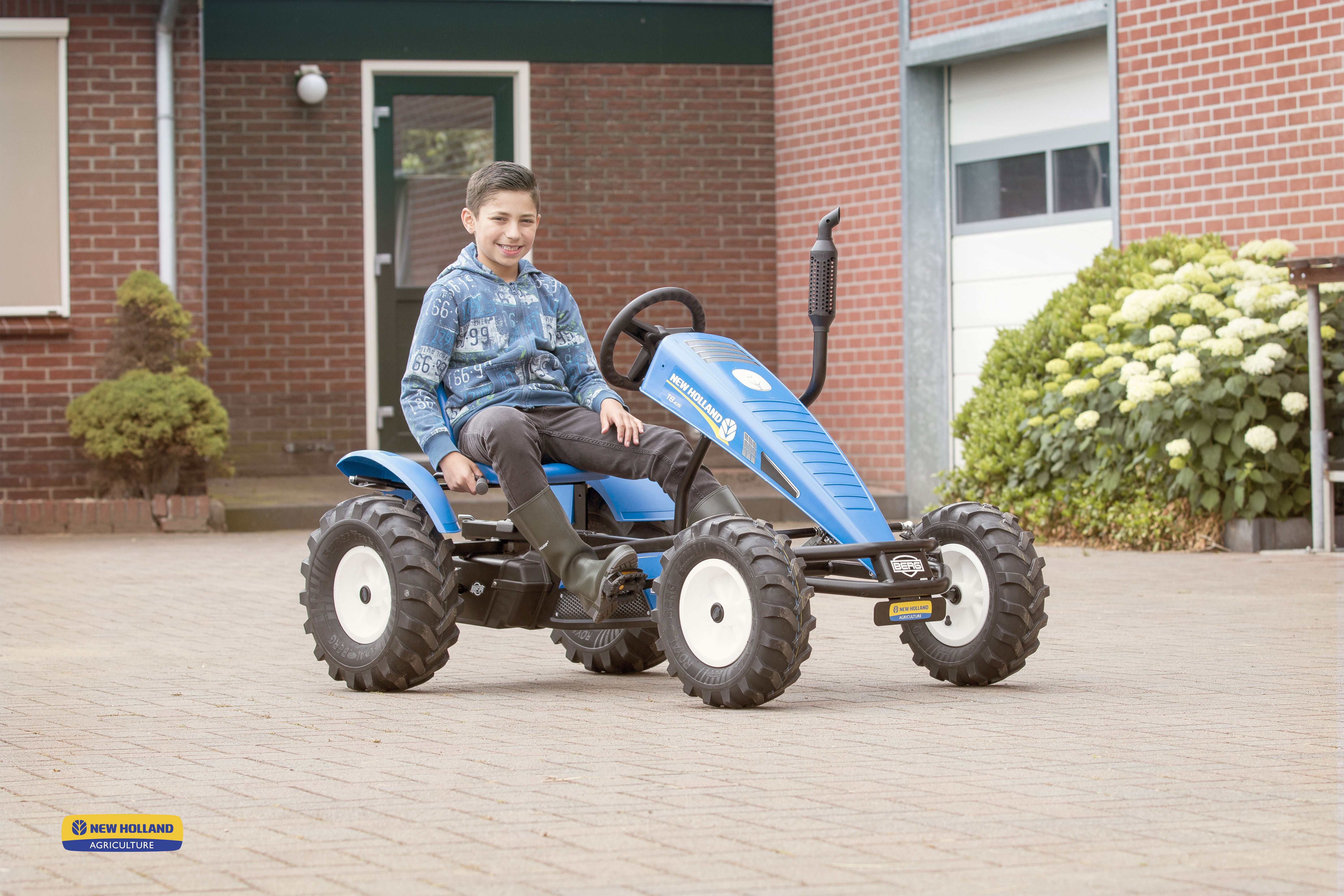 Gokart na pedały xl new holland bfr