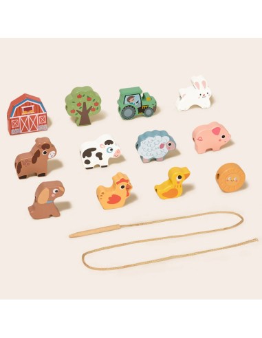 Woopie Green Farm Wooden Threader - 13 pieces