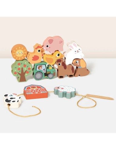 Woopie Green Farm Wooden Threader - 13 pieces
