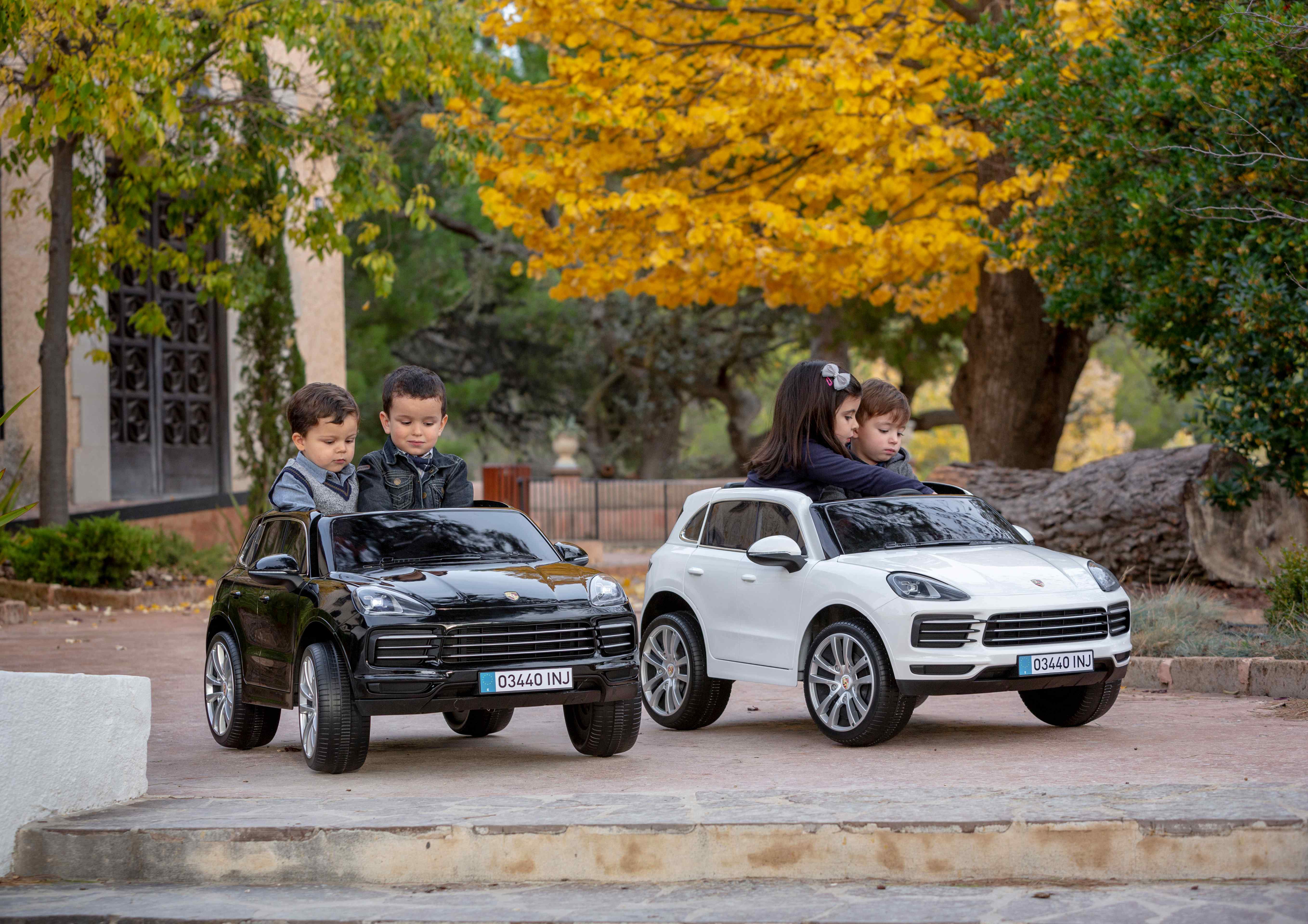Porsche cayenne s samochód na akumulator 12v r/c mp3