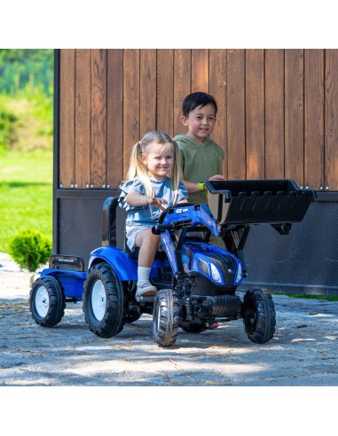 FALK New Holland T8 Tractor with Bucket and Trailer 3-7 years old