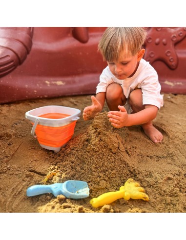 WOOPIE Folding Bucket with Rake and Shovel Set Orange