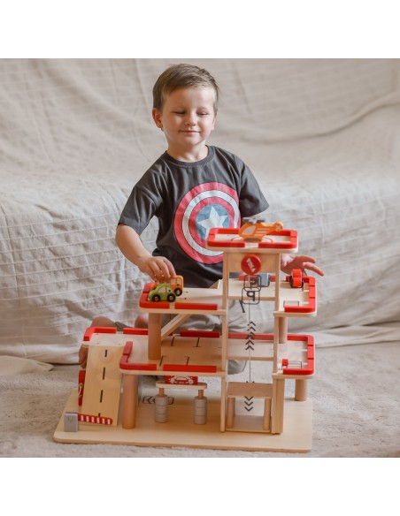 Wooden Parking Garage with Lift VIGA - 4 Cars and a Helicopter