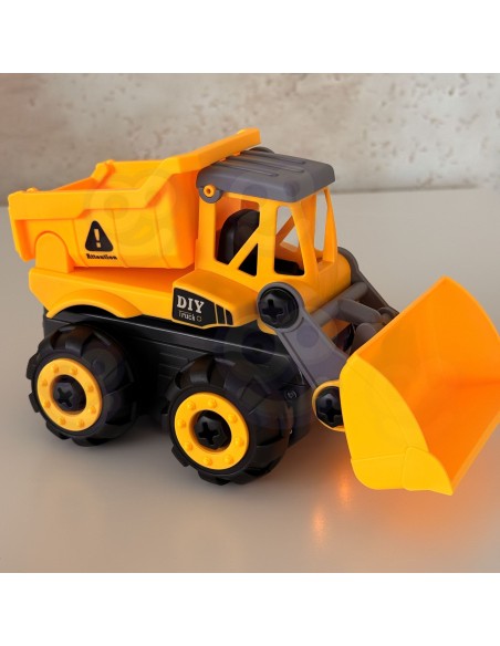 DIY Remote Controlled Excavator for Kids – Learning and Playing Woopie