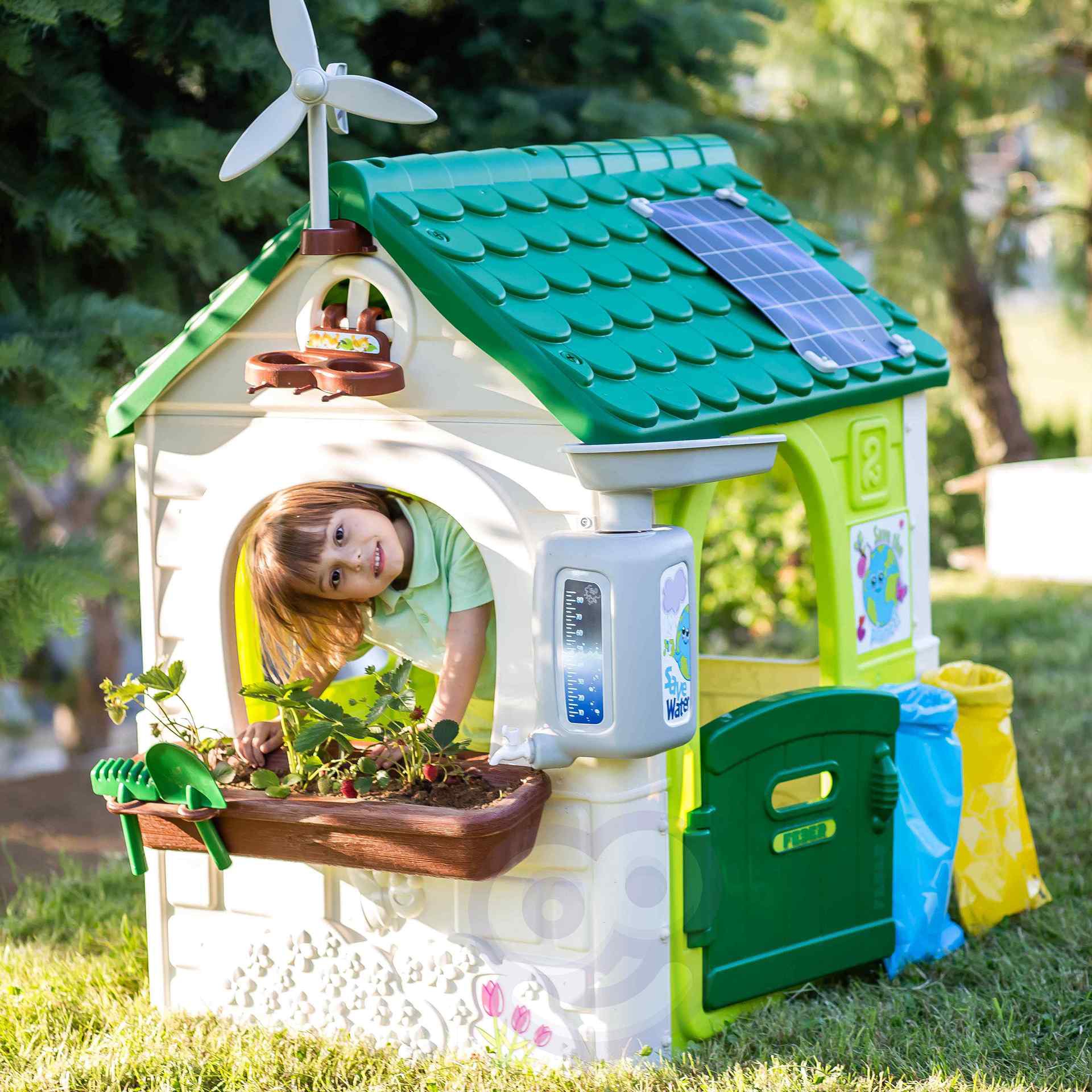 Domek ogrodowy eco karmnik segregacja odpadów imitacja panelu słonecznego