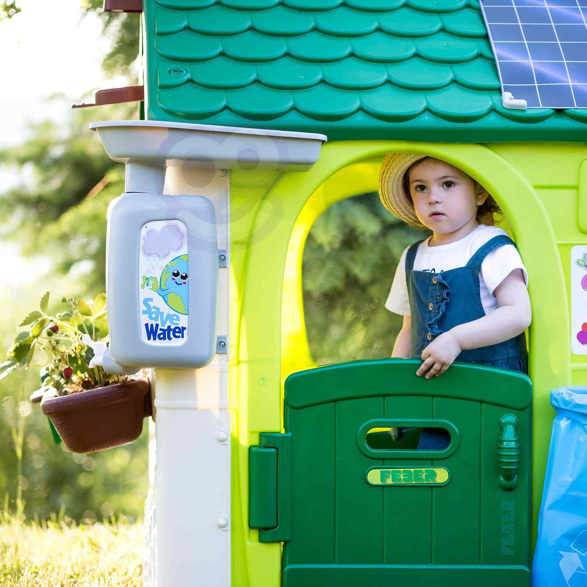 Domek ogrodowy eco karmnik segregacja odpadów imitacja panelu słonecznego