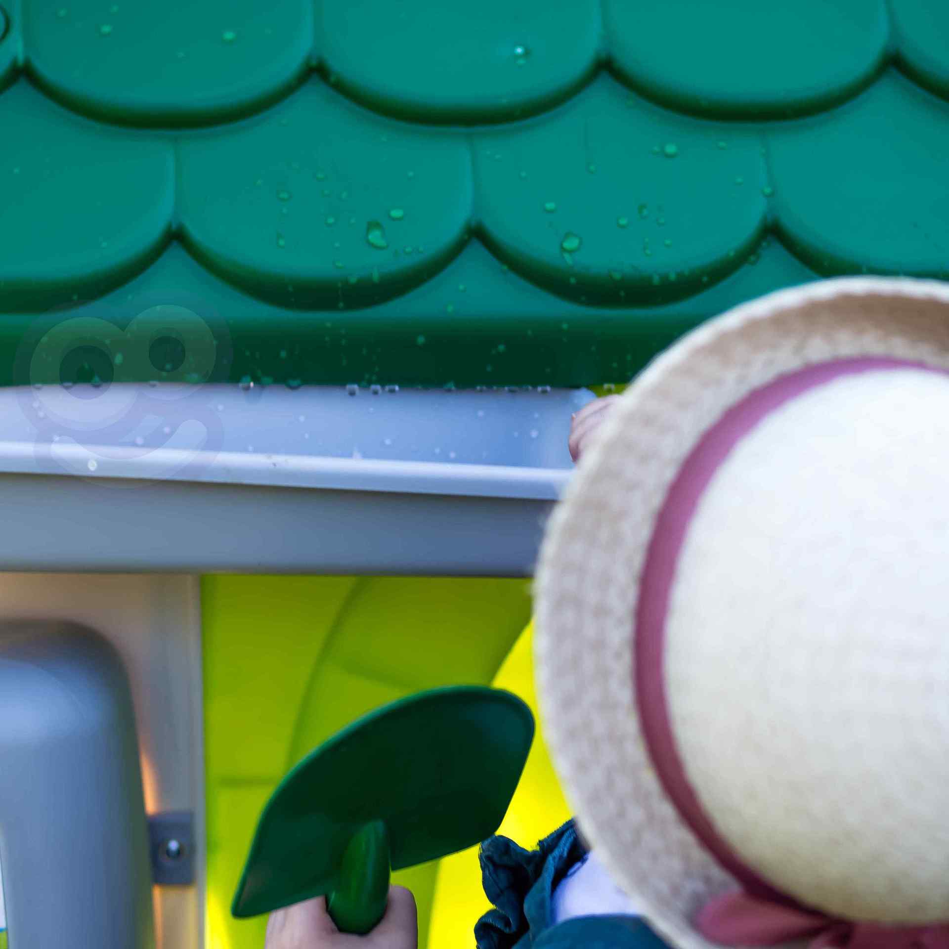 Domek ogrodowy eco karmnik segregacja odpadów imitacja panelu słonecznego