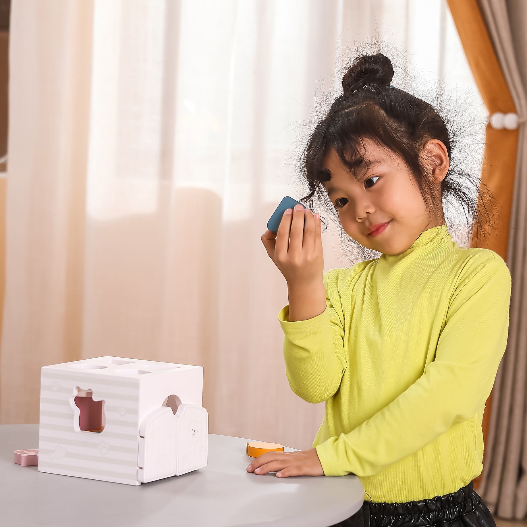 Polarb sorter edukacyjny grzechoczące klocki montessori