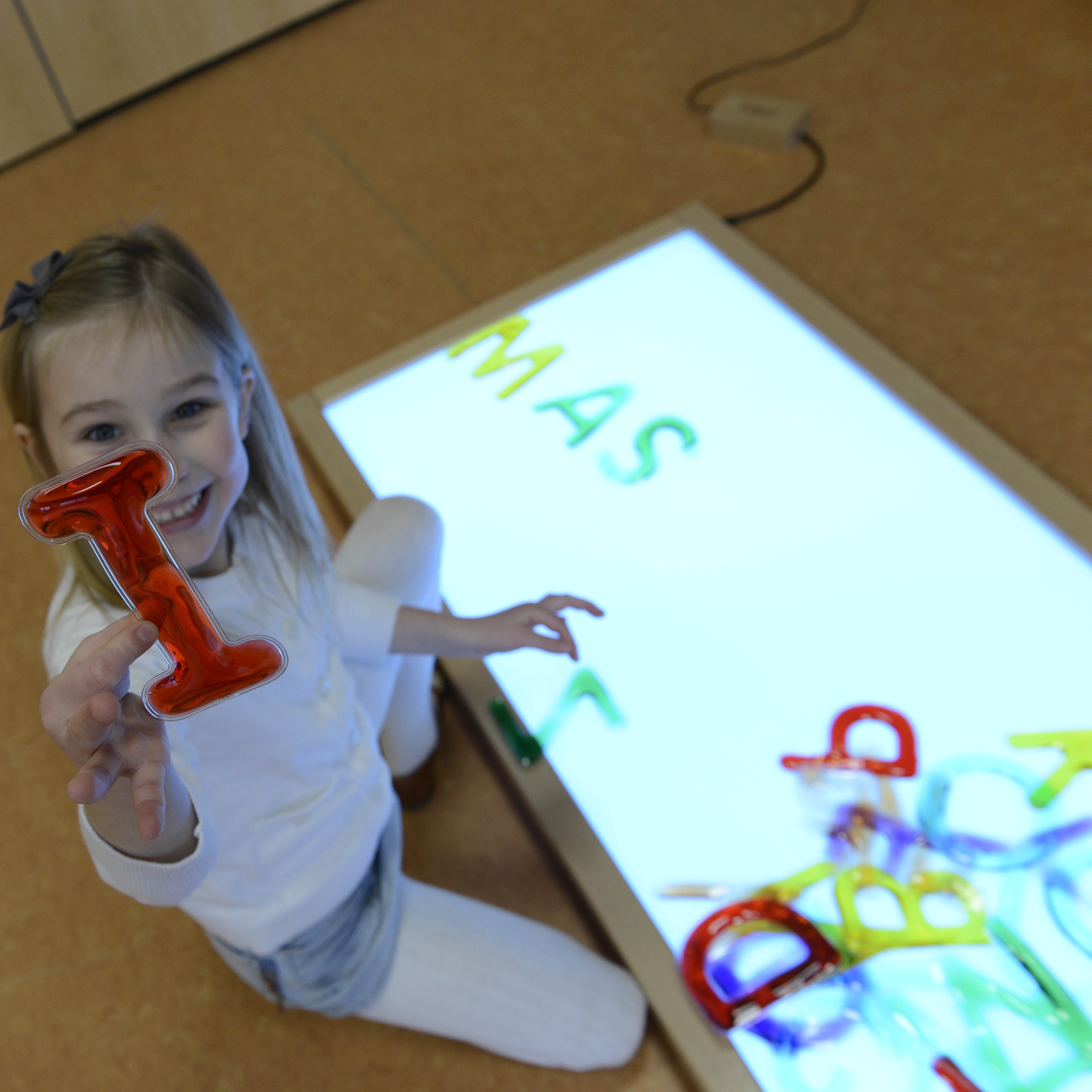 Zestaw literek i cyferek alfabet montessori